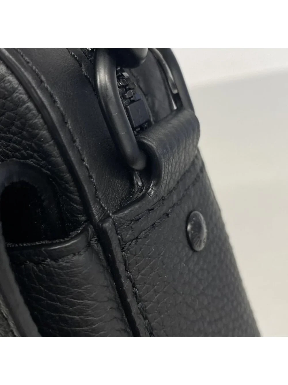 Louis Vuitton Shoulder Bag LV Aerogram Fast Line Messenger Black